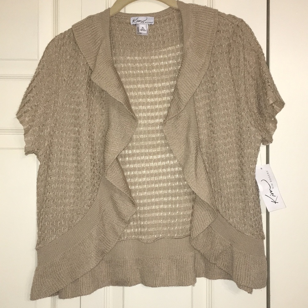 Super cute tan open front shrug
